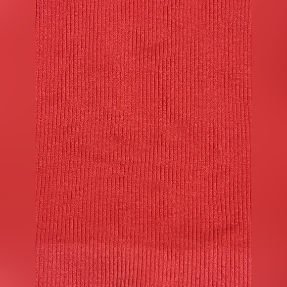 Hot pink crop top ❤️‍🔥 - Picture 3 of 4